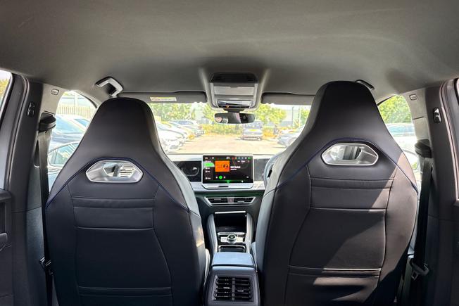 VOLKSWAGEN Tiguan Photo 31