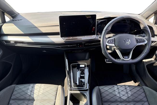 VOLKSWAGEN Golf Photo 10