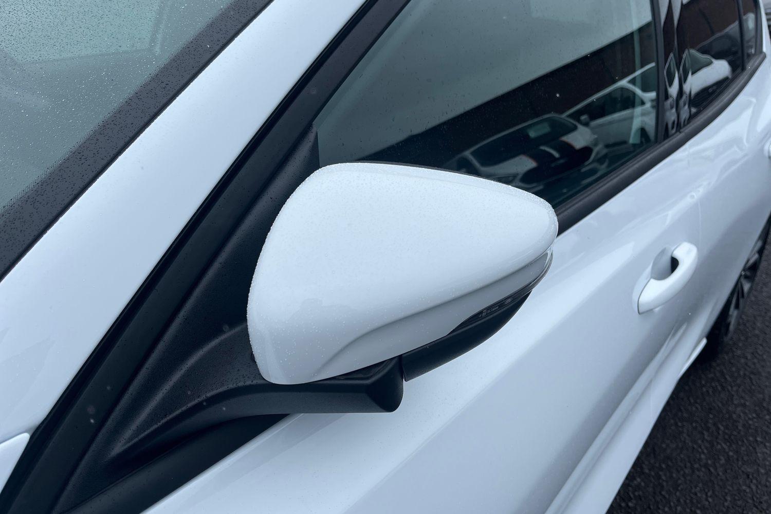 Ford FOCUS Photo 25