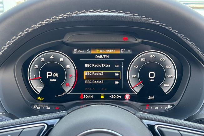 AUDI Q2 Photo 27