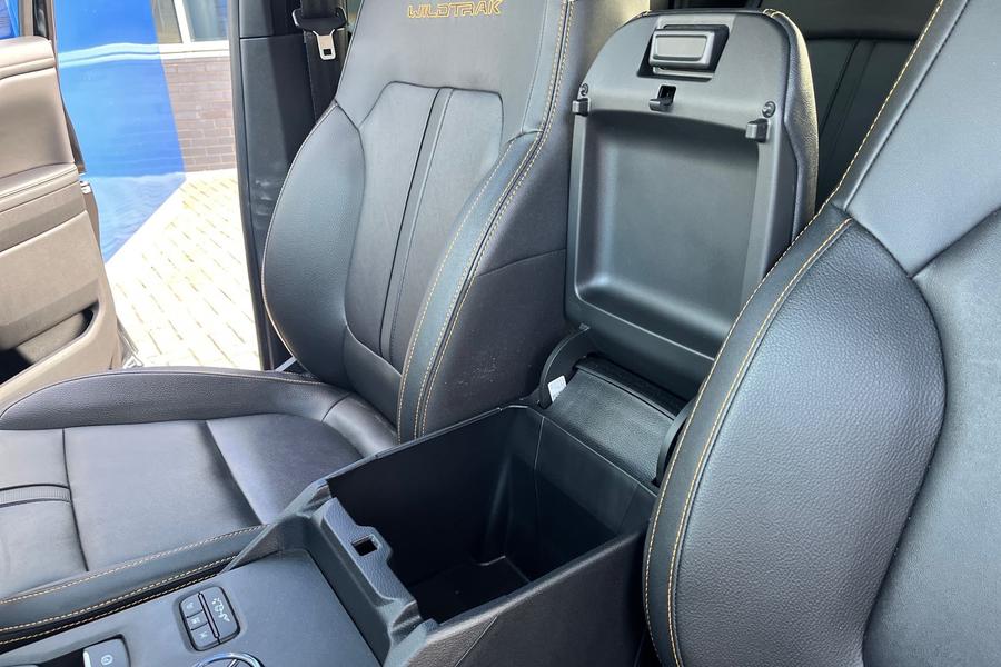 Ford RANGER Photo autoimg-b76c87686eaee0f08ab54aaf1cb799f58940b024.jpg