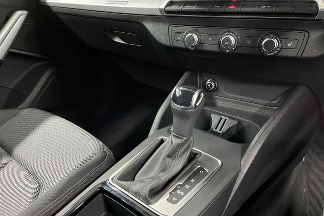 AUDI Q2 Photo 23