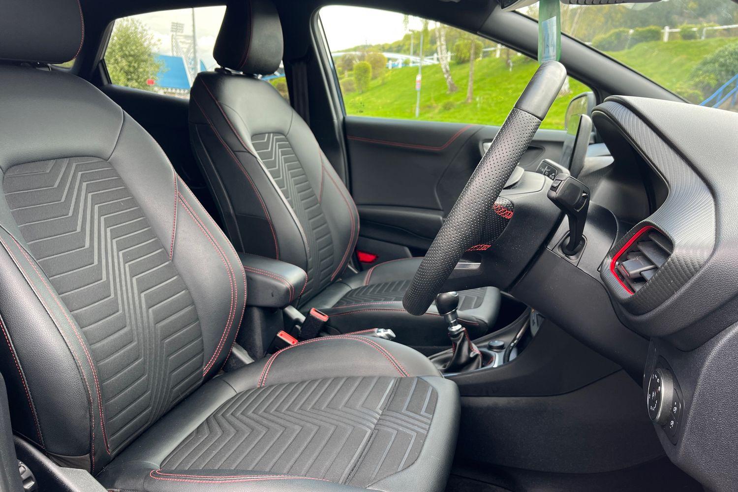 Ford PUMA Photo 16