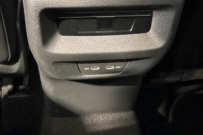 VOLKSWAGEN Tiguan Photo 33