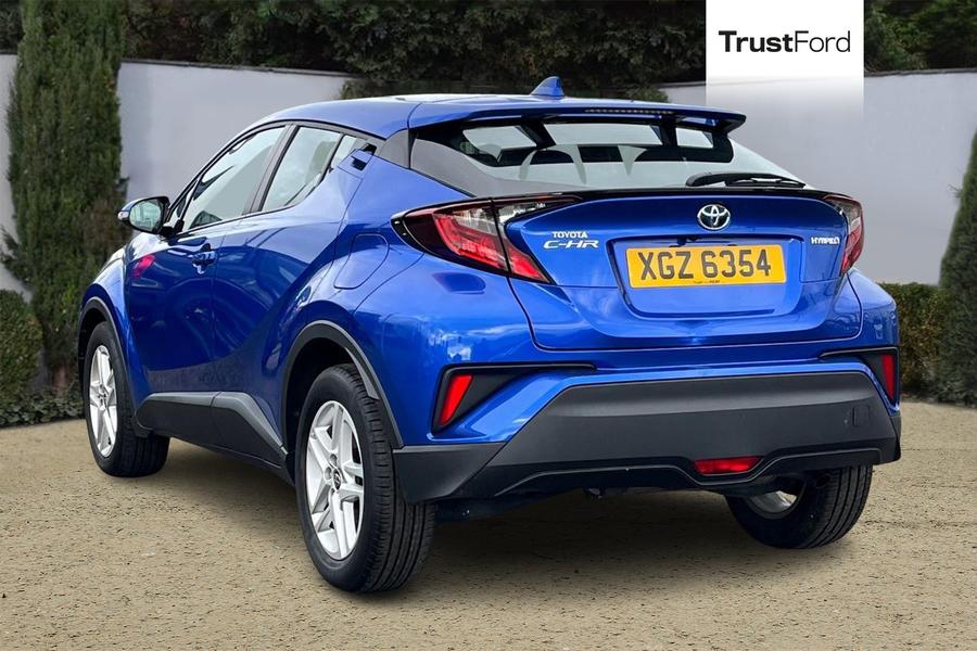 Toyota C-HR Photo autoimg-b773a9d4cab393cb4813862dfdd2ffc4cf7574aa.jpg