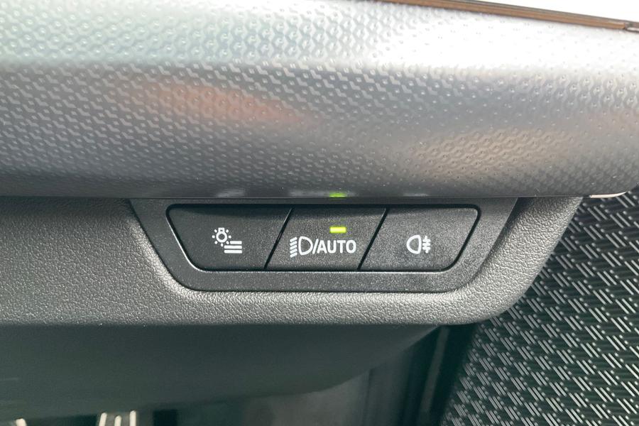 BMW X1 Photo autoimg-b774cd2629895665fadf2d9cbbd634e753e181ec.jpg