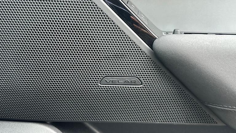 Used Land Rover Range Rover Velar WG74UHL 24