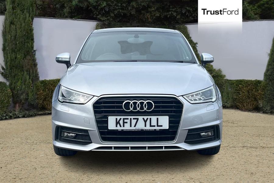 Audi A1 Photo autoimg-b77c318cb1c94f667cf30fe5ae726e6284fae326.jpg