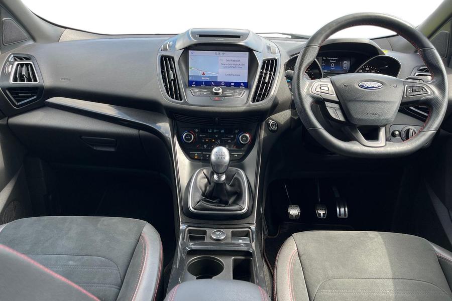 Ford Kuga Photo autoimg-b77deaa06994b23fb81b3e8e63a9225fff693483.jpg
