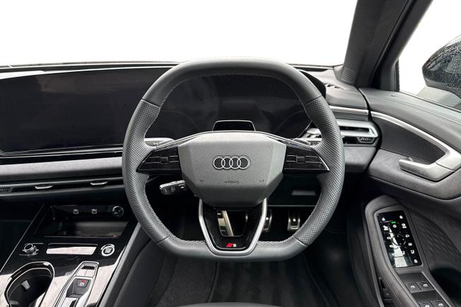 Audi Q4 e-tron Photo 12