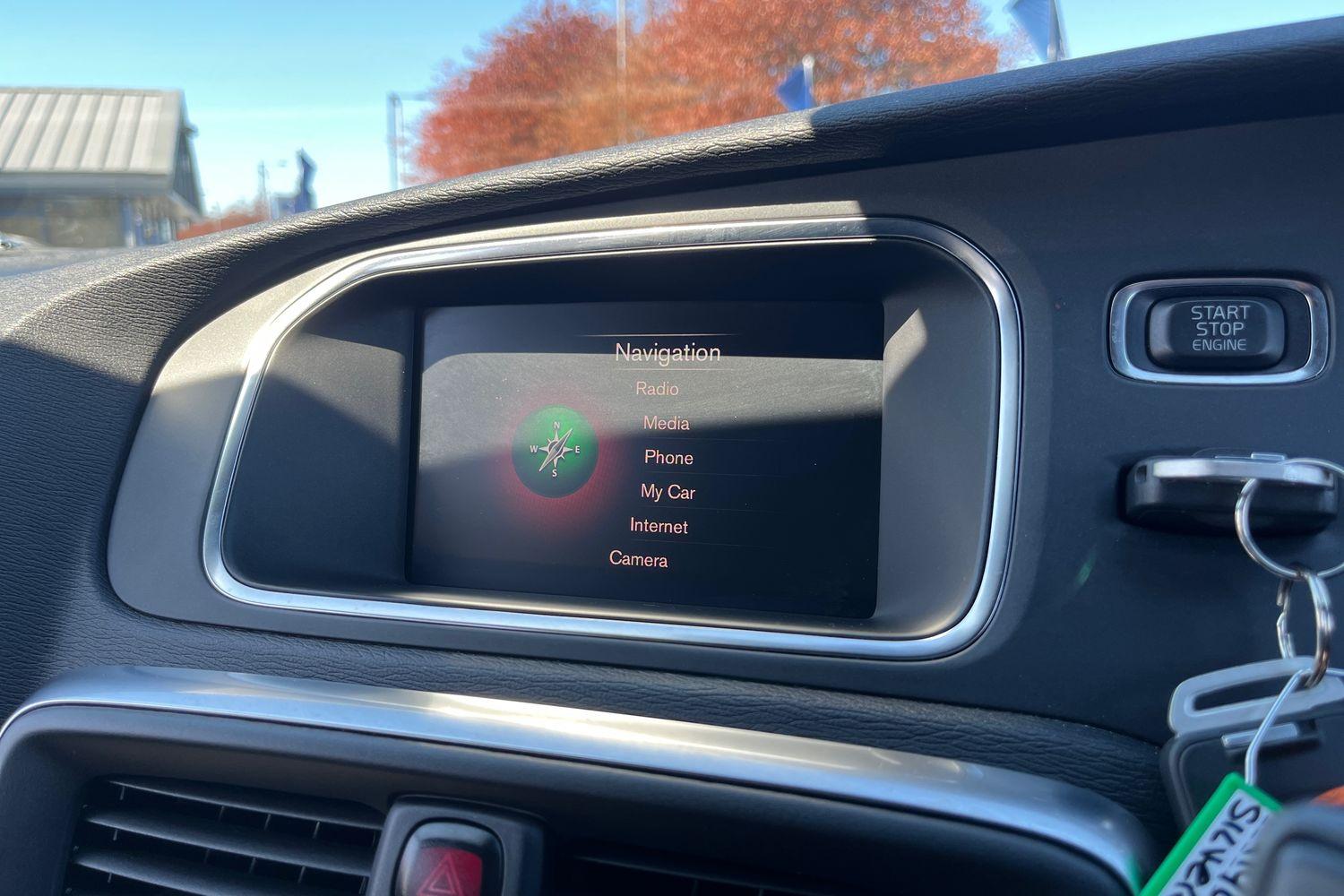 Volvo V40 Photo 29