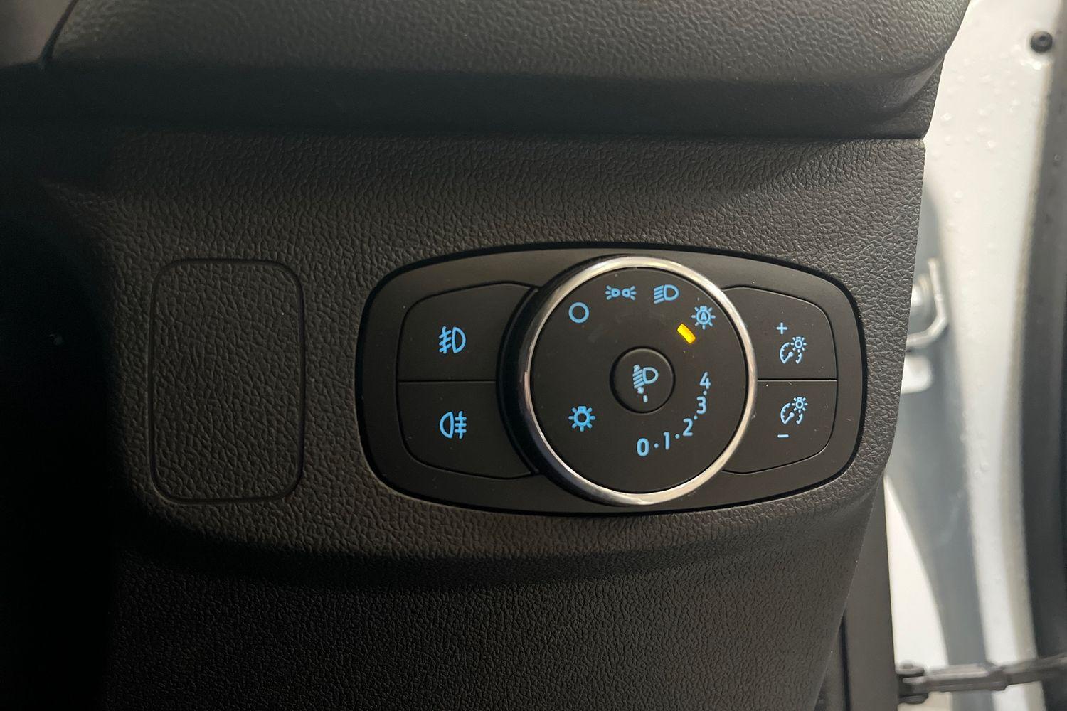 Ford FOCUS Photo 27