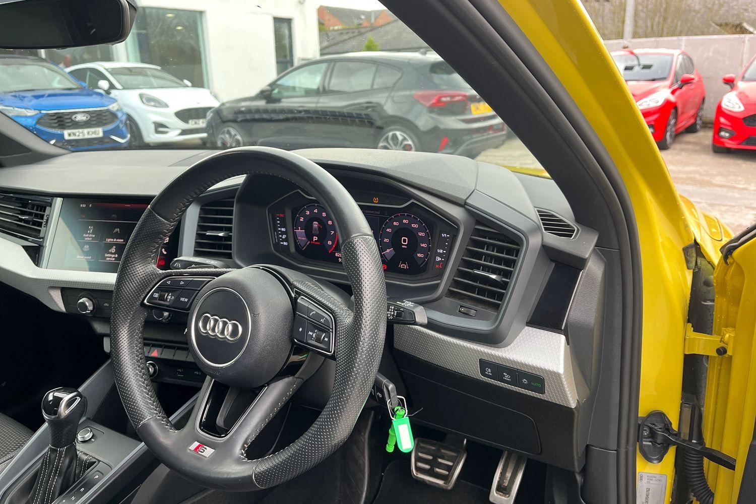 Audi A1 Photo 24