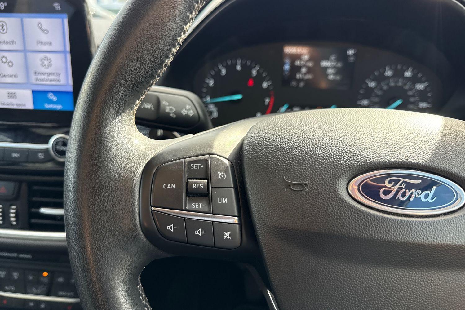 Ford FIESTA Photo 28