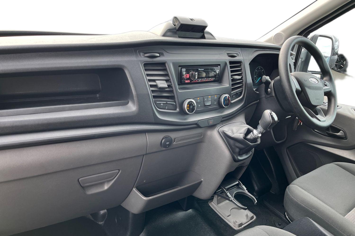 Ford TRANSIT Photo 3