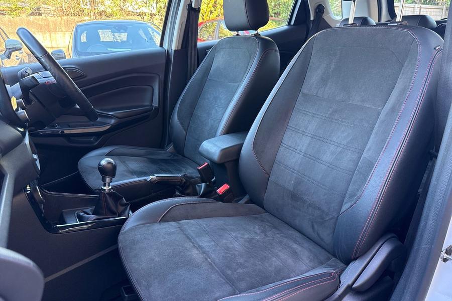 Ford ECOSPORT Photo autoimg-b78e0115ec484bb42143c7d1d4109dc28cded68f.jpg