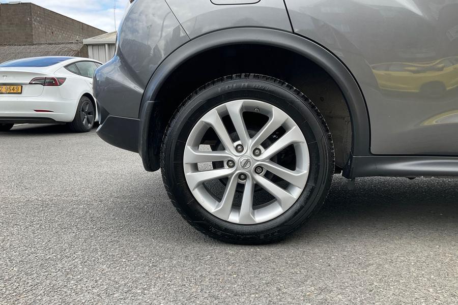 Nissan JUKE Photo autoimg-b794ebeadb03bafbbed2a9d60972ad53ab508d81.jpg
