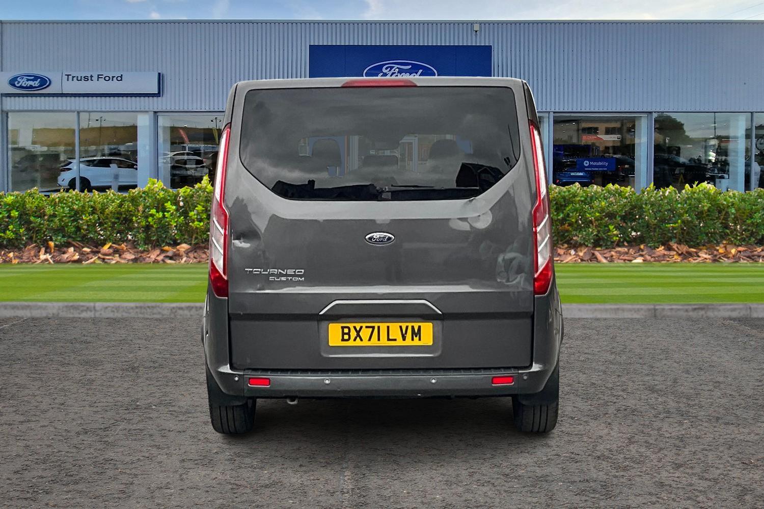 Ford TOURNEO CUSTOM Photo 12