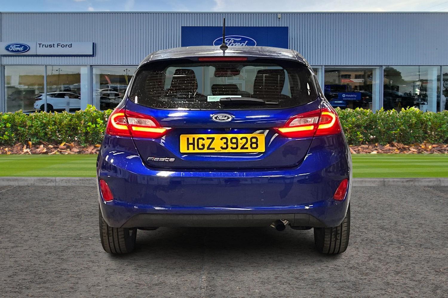 Ford FIESTA Photo 6