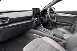 CUPRA Formentor Photo 2