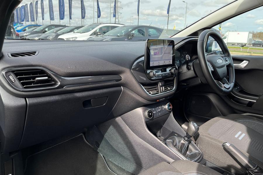 Ford Fiesta Photo autoimg-b79b3d49506f2c9e8afa83fbb8a1bdb1332a4dfb.jpg