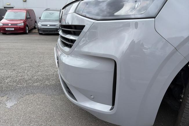VOLKSWAGEN Transporter Photo 22