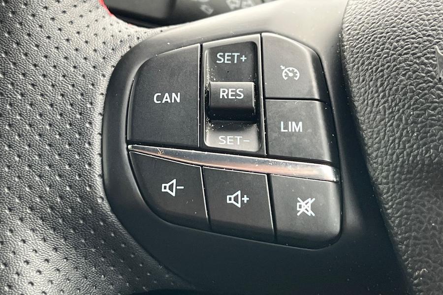 Ford Focus Photo autoimg-b79d2e72c17d21ec8677d204bbe616d5f7df7709.jpg