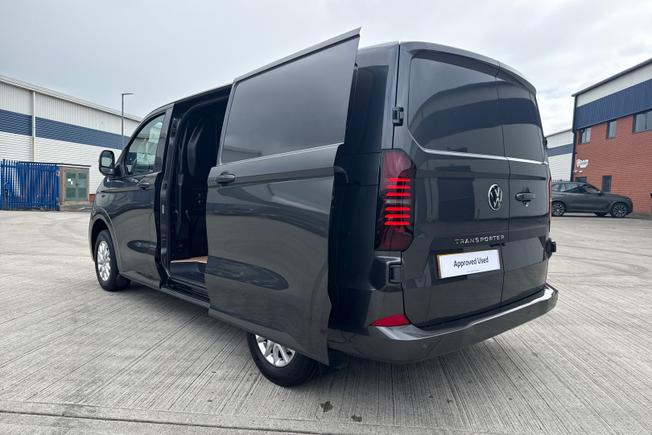 VOLKSWAGEN Transporter Photo 32