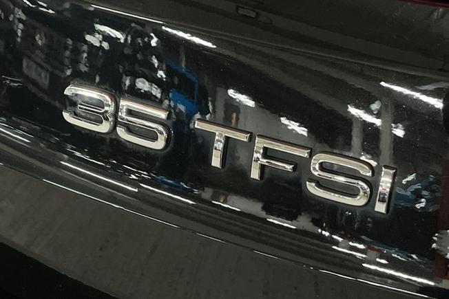 AUDI Q3 Photo 35
