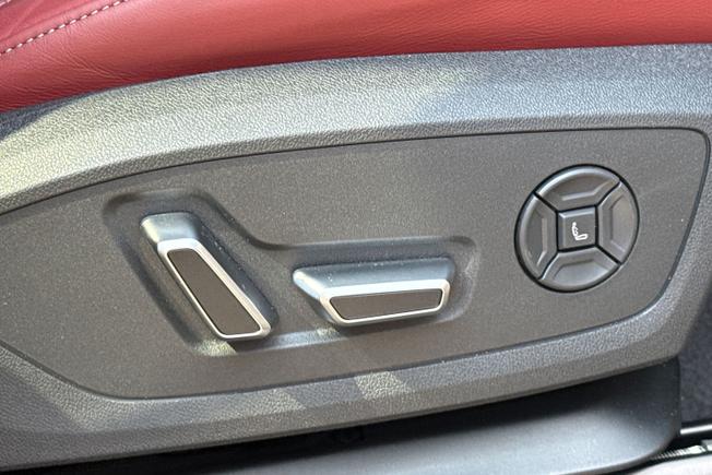 AUDI Sq6 E-Tron Photo 34