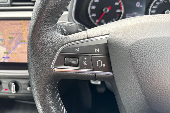 SEAT Ibiza Photo 16