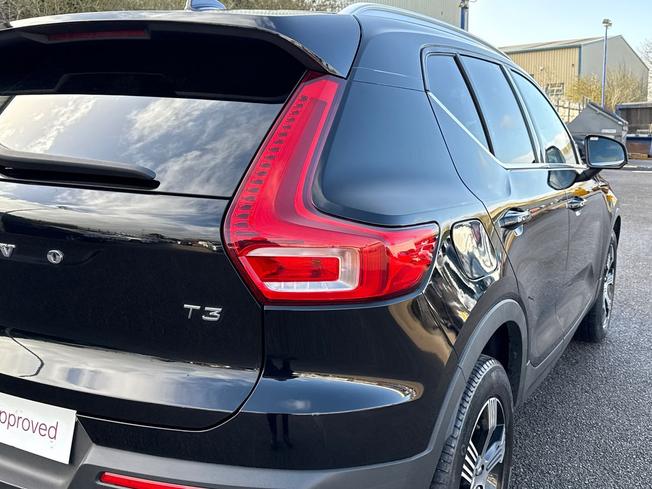 VOLVO Xc40 Photo 18