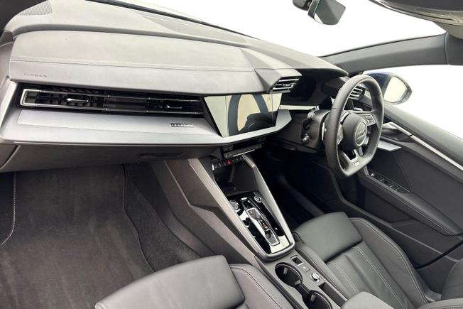 AUDI A3 Photo 2