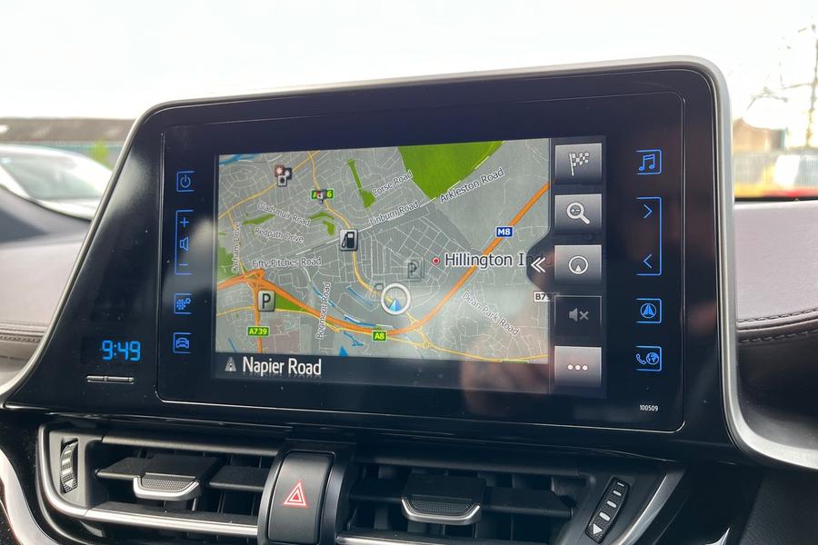Toyota C-HR Photo autoimg-b7a8248c655aa63f73c340444dce9b2320fbdd9d.jpg
