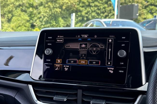 VOLKSWAGEN T-Roc Photo 41