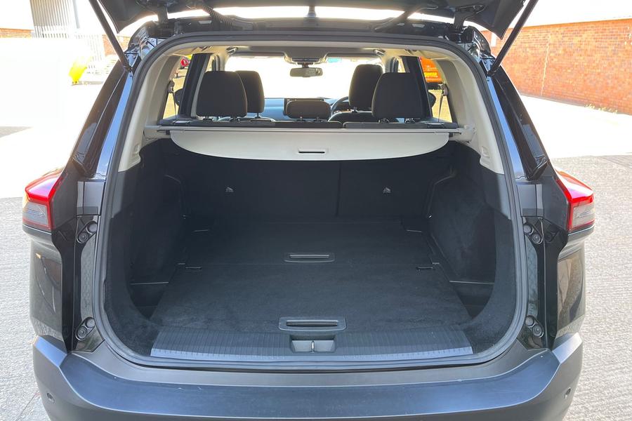 Nissan X-Trail Photo autoimg-b7ad15cc47dd17df1a80c4eda51303b5002e4ecd.jpg