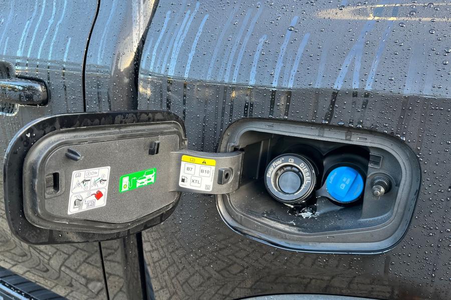 Ford RANGER Photo autoimg-b7ad6b76b8a0fe65f5df4038b09d199c42860bc6.jpg