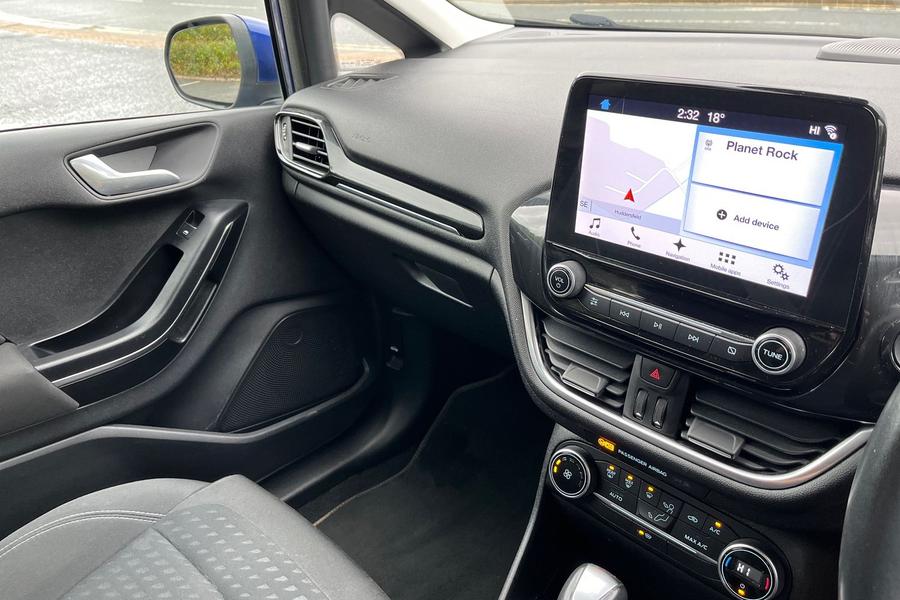 Ford Fiesta Photo autoimg-b7b1f570c1c3a4e73b903c6d4b7d5047e5c219a3.jpg