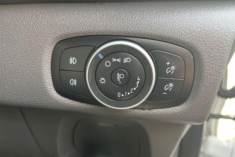 Used Ford TOURNEO CUSTOM YS21VMT 8