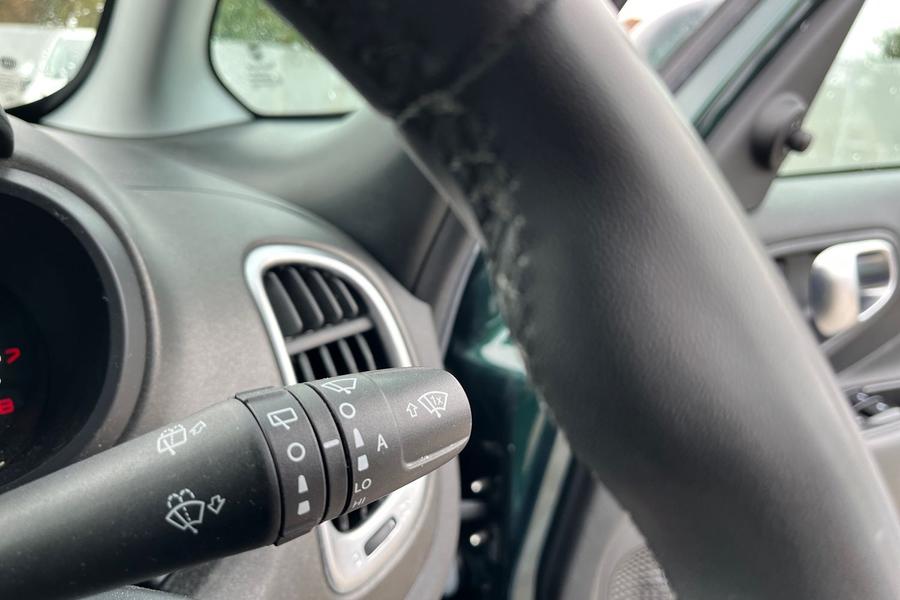 Fiat 500L Photo autoimg-b7b42b438fa26cb3705176430075ed47d978e1e0.jpg