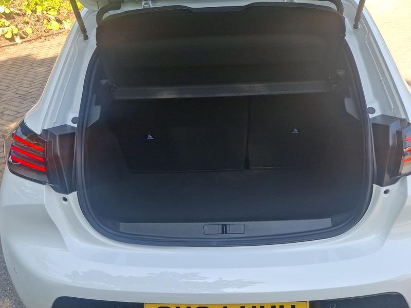 Used Peugeot 208 OV24WKU 18