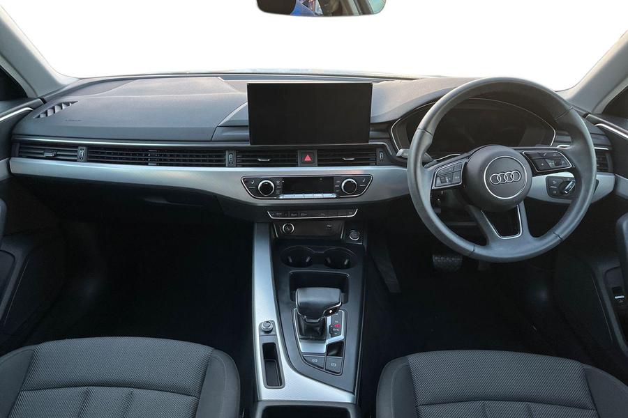 Audi A4 Photo autoimg-b7b58d3d817a7f0cb6c4f943f208126b275f36a2.jpg