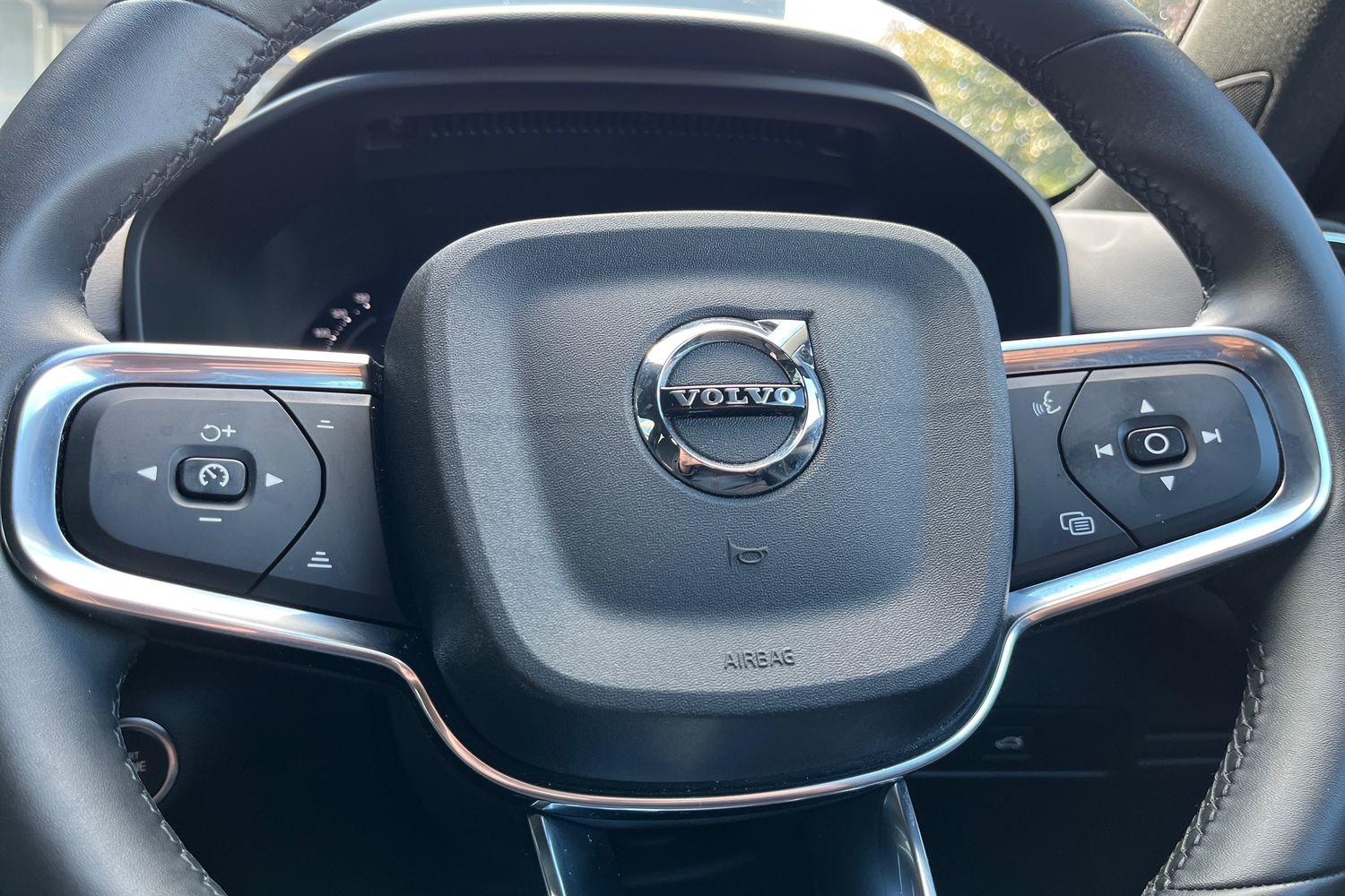 Volvo XC40 Photo 35