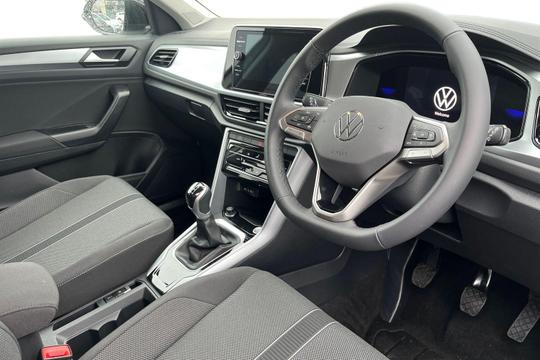 Volkswagen T-roc Photo autoimg-b7b9cf7599670fcdce8ac1f46edf025ce9e19037.jpg