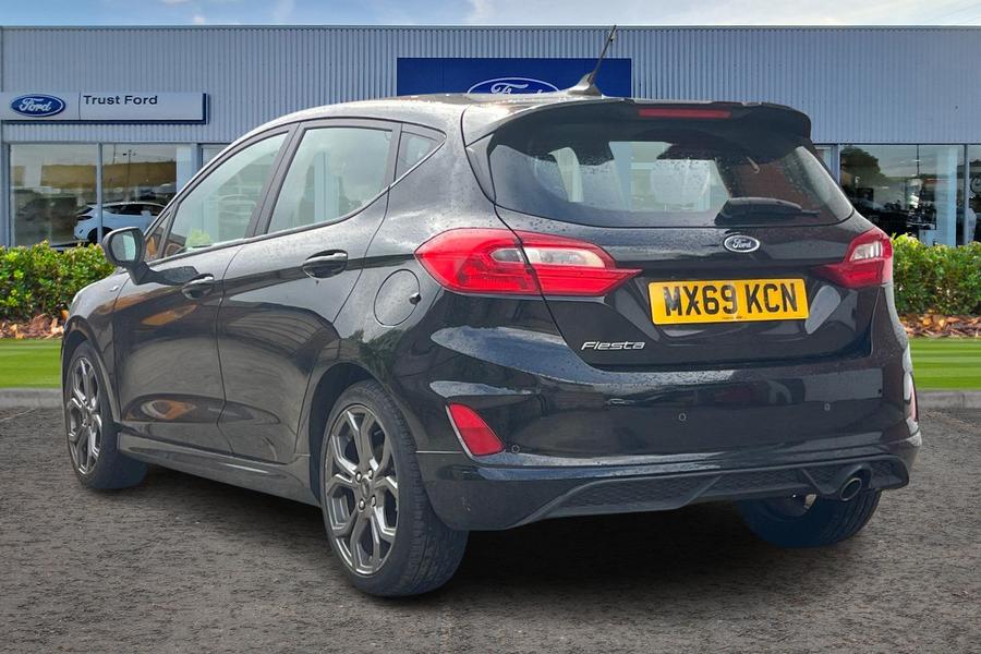 Ford FIESTA Photo autoimg-b7b9e1e0d432d8fffa1f9a50aa3cbfe2a71076e1.jpg