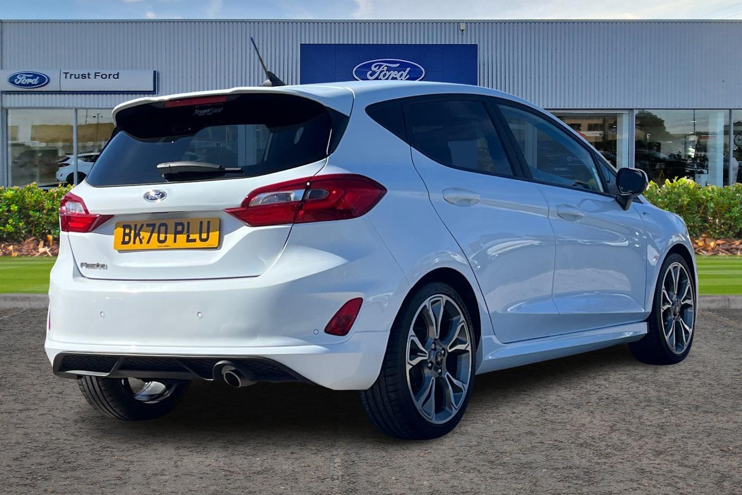 Ford FIESTA Photo 3