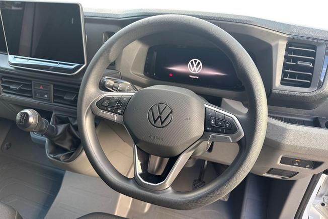 VOLKSWAGEN Crafter Photo 11