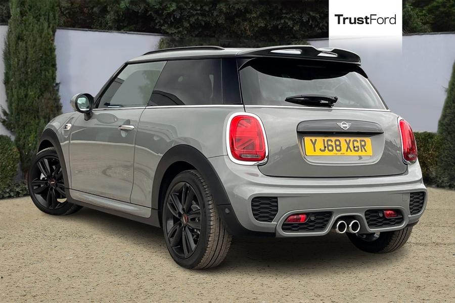 MINI Hatch Photo autoimg-b7bfe3dcc0ea361b3b5704d3fec162d1a84b0634.jpg