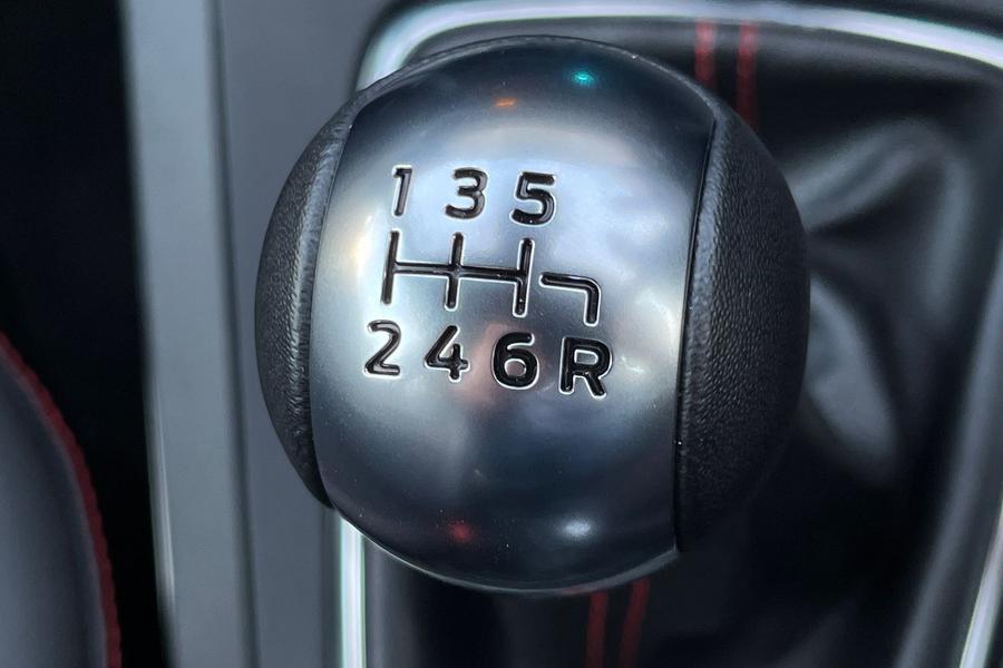 Ford Puma Photo autoimg-b7c3a41f15273d3227bd913fdb7b491dbcee3e69.jpg