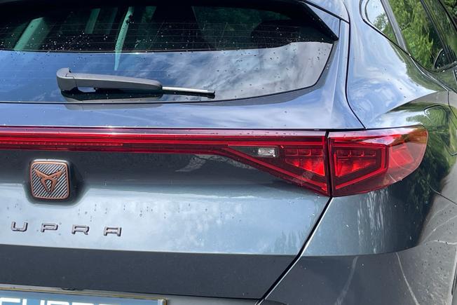 CUPRA Formentor Photo 18